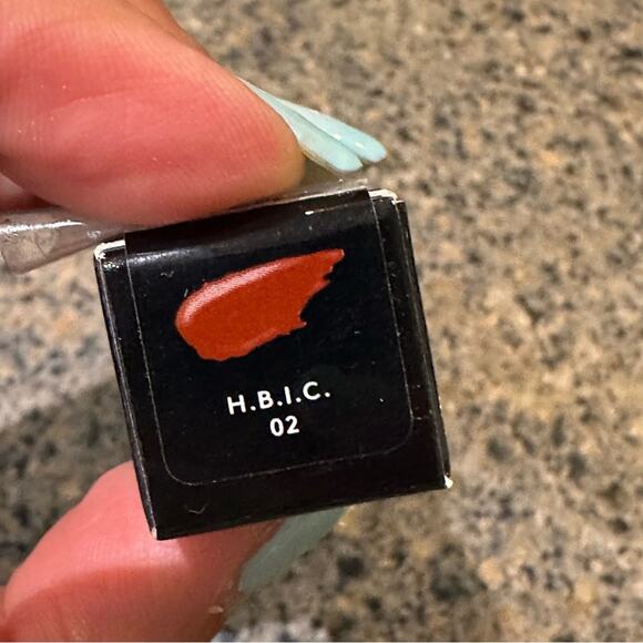 Fenty icon velvet lipstick H.B.I.C 02 - Picture 4 of 4